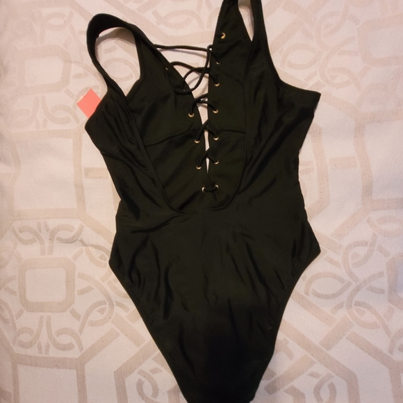 Uncommon sense one piece black swimsuit medium - Picture 2 of 5